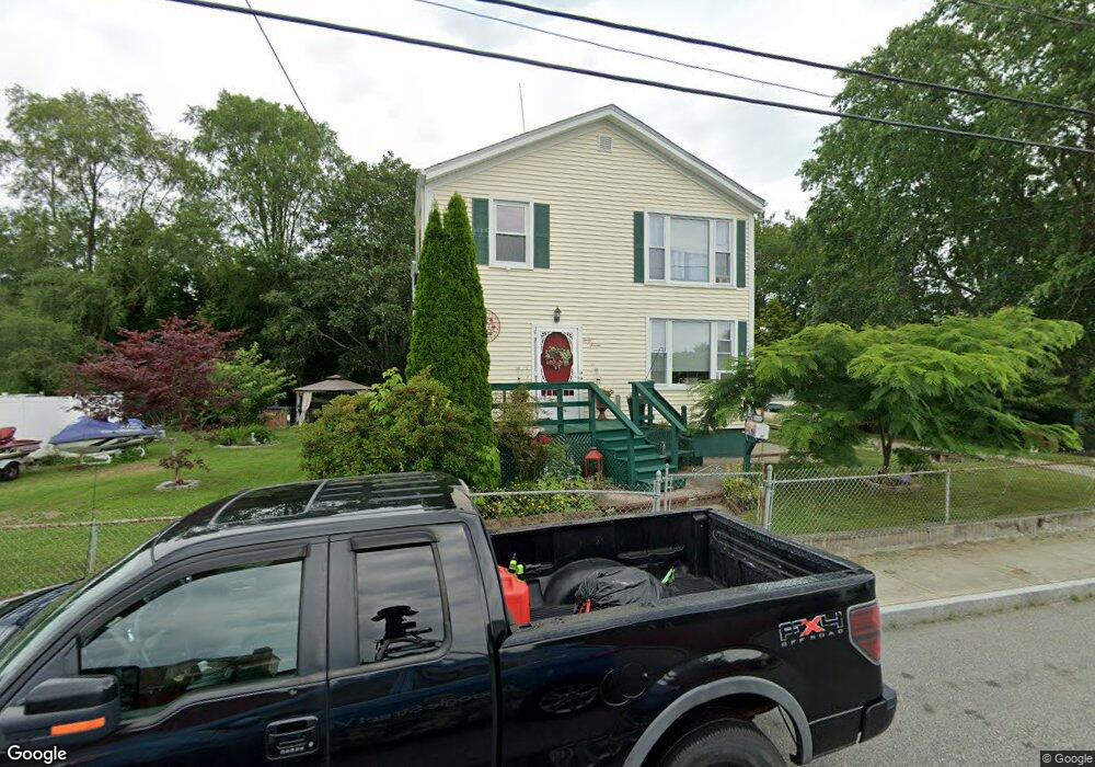 47 Potter St, South Dartmouth, MA 02748 - photo 1