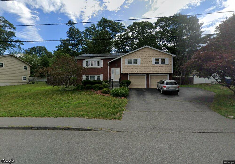 5 Gloversbrook Rd, Randolph, MA 02368 - photo 1