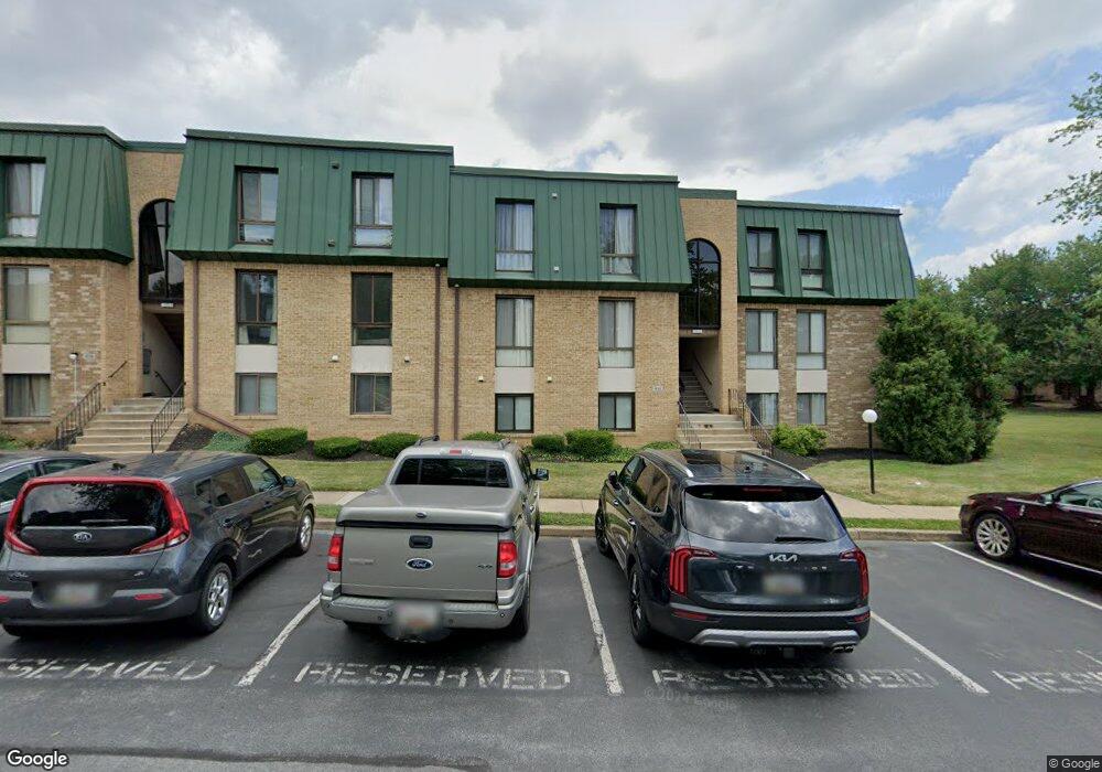 1032 Brinker Dr unit 301, Hagerstown, MD 21740 - photo 1