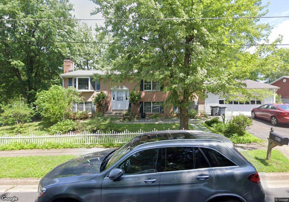 426 Dominion Rd SE, Vienna, VA 22180 - photo 1