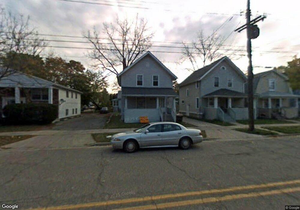 908 N Pine St, Lansing, MI 48906 - photo 1