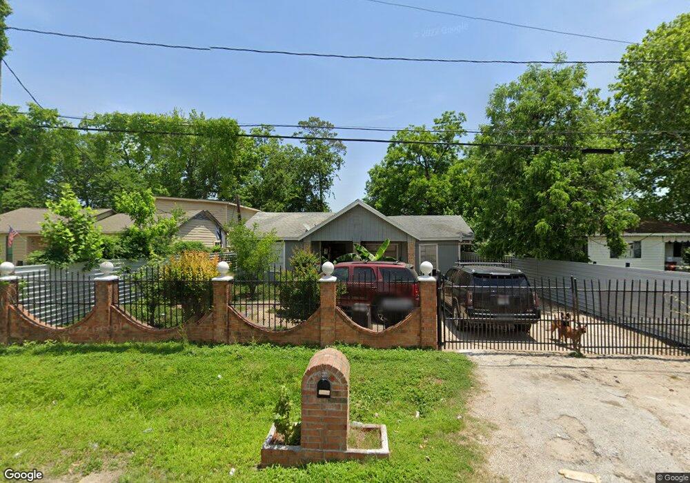 9216 Weedy Ln, Houston, TX 77093 - photo 1