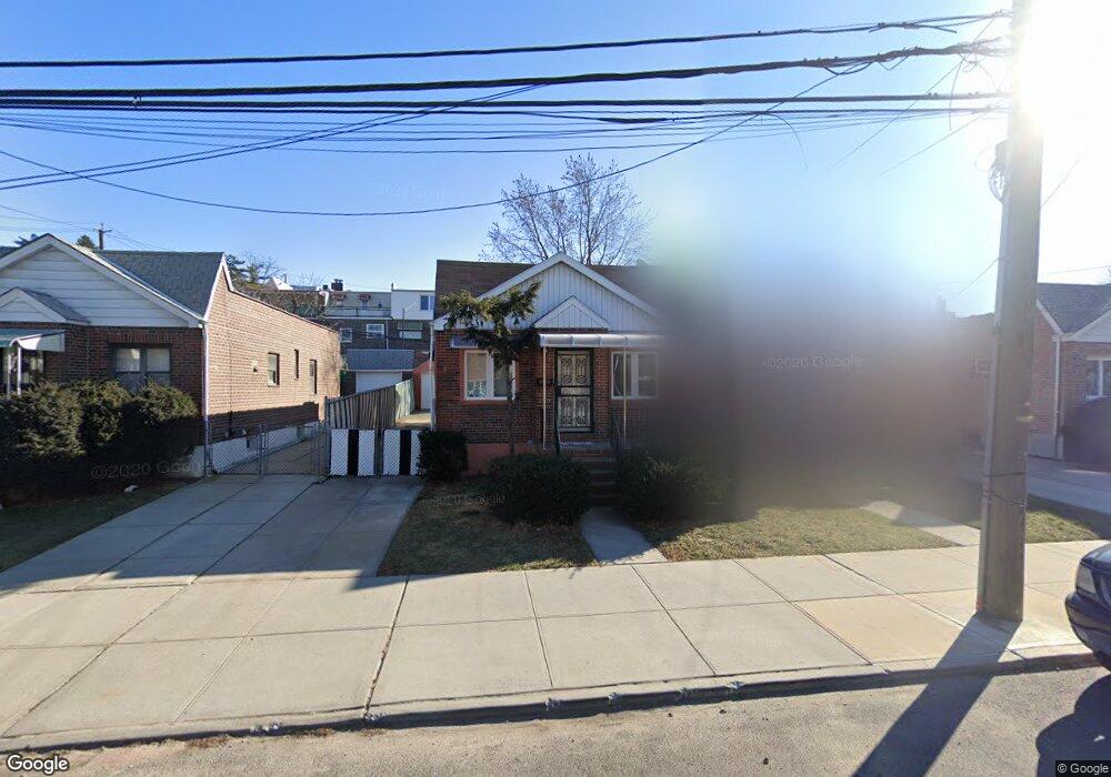 5385 62nd St, Maspeth, NY 11378 - photo 1