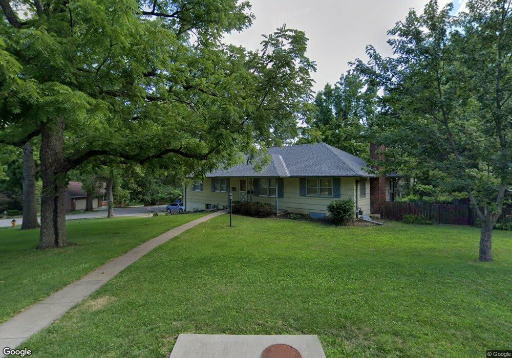 6900 Farley St, Shawnee, KS 66203 - photo 1