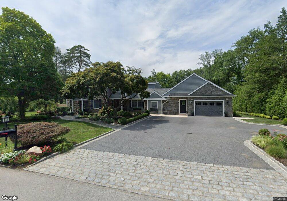 107 W Country Club Ln, Wallingford, PA 19086 - photo 1