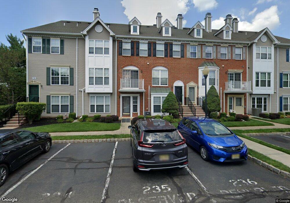 303 Strull Ct unit 2, Bridgewater, NJ 08807 - photo 1