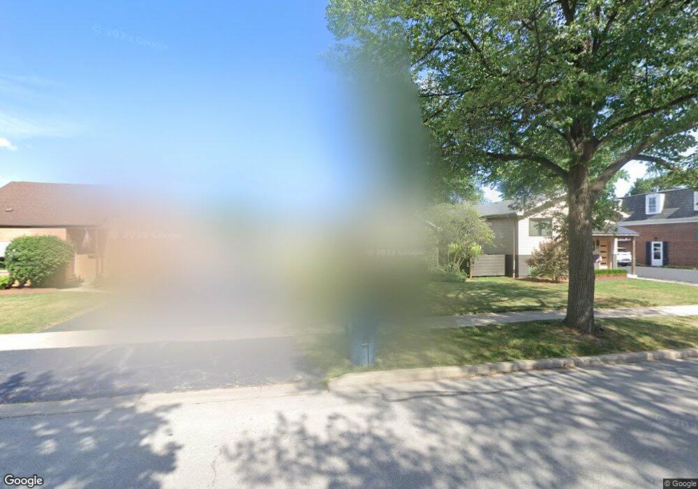 685 S Spring Rd, Elmhurst, IL 60126 - photo 1