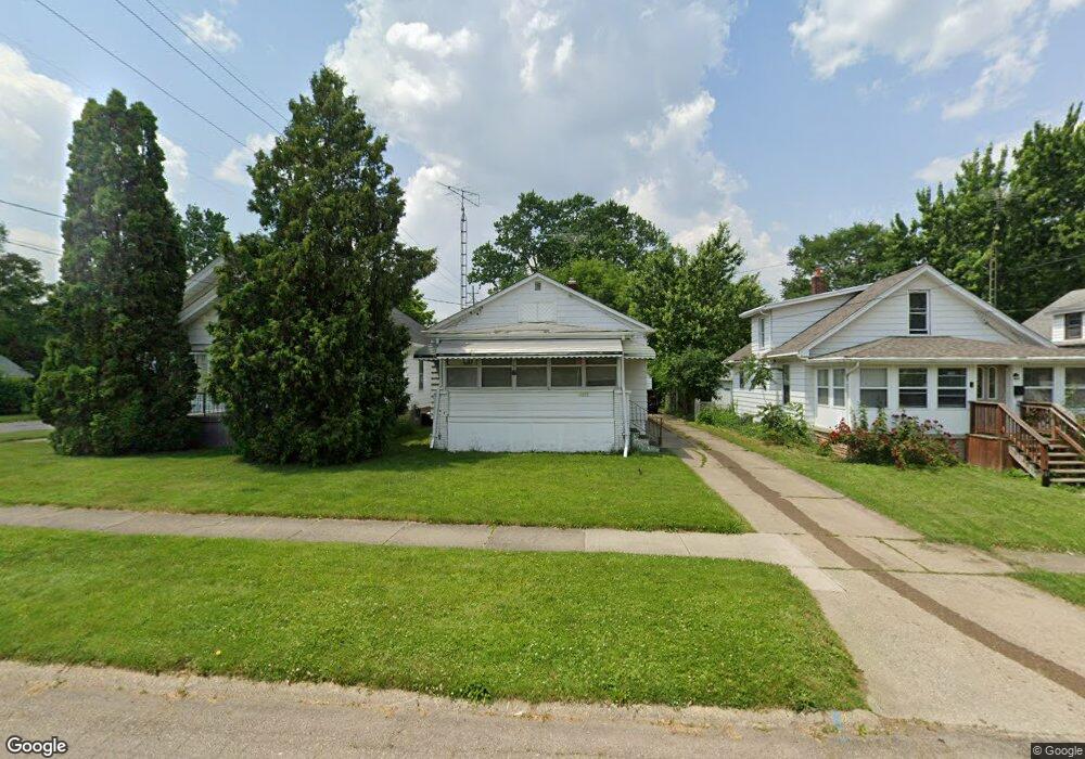 1218 Hughes Ave, Flint, MI 48503 - photo 1