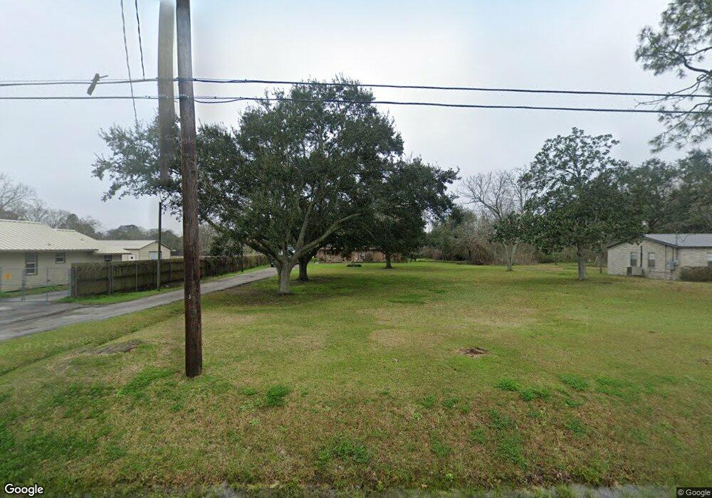 4702 Holloway Rd, Alvin, TX 77511 - photo 1