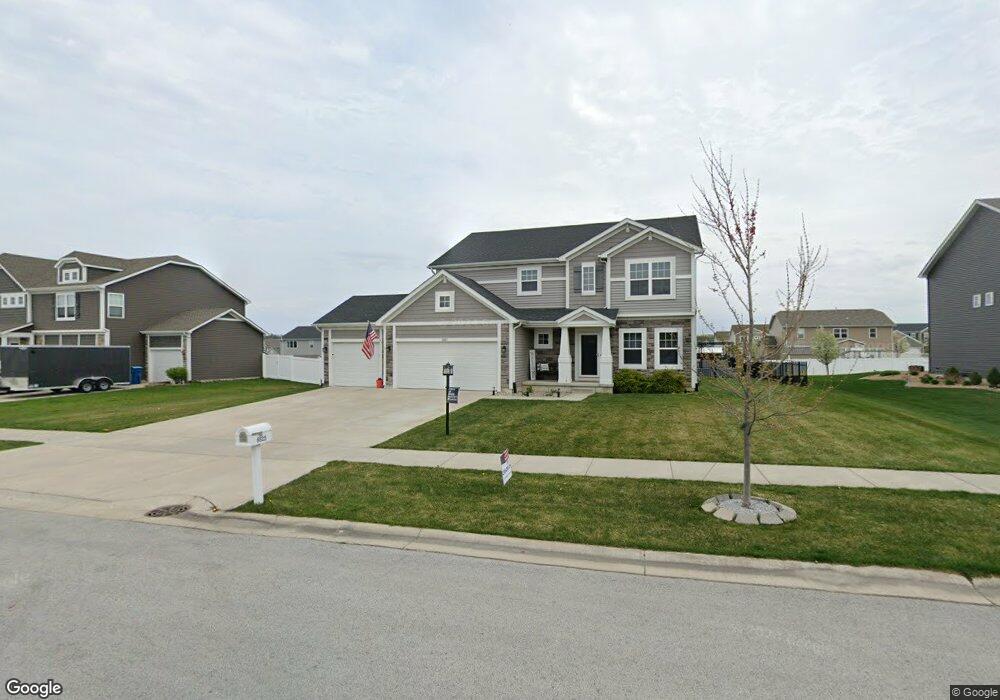 8825 Drake Dr, Saint John, IN 46373 - photo 1