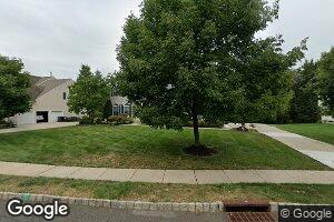 21 Margaret Dr, Somerset, NJ 08873