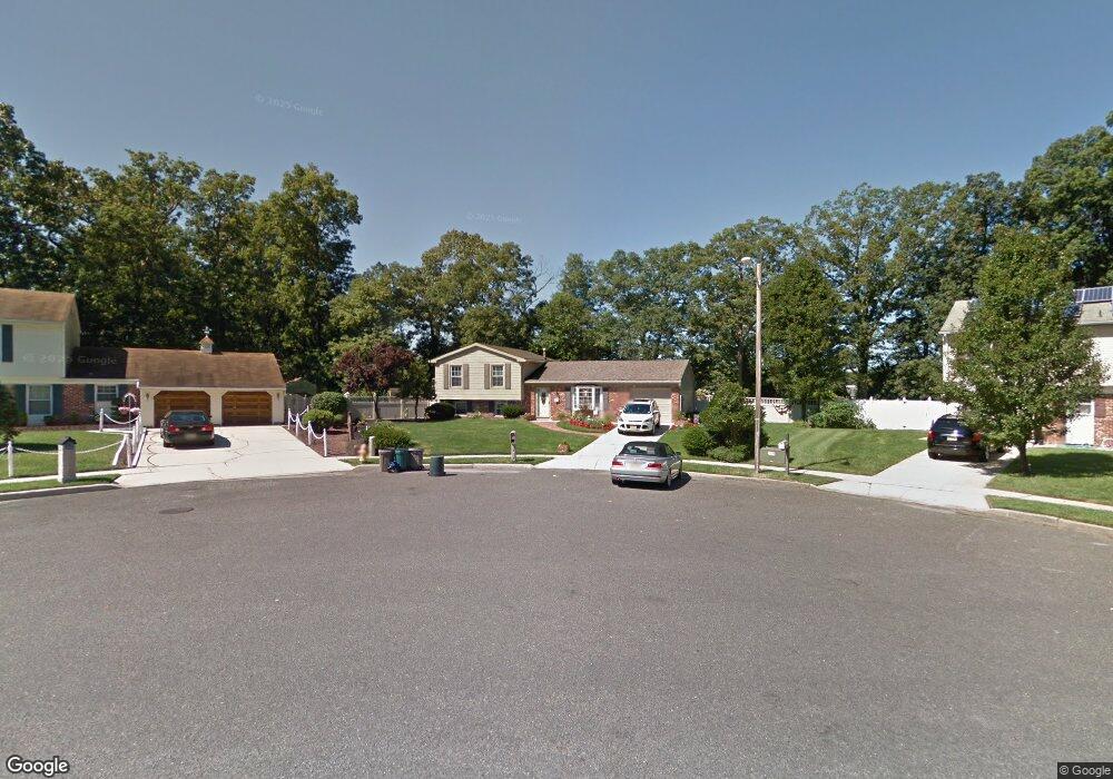 11 Gemini Ct, Sewell, NJ 08080 - photo 1