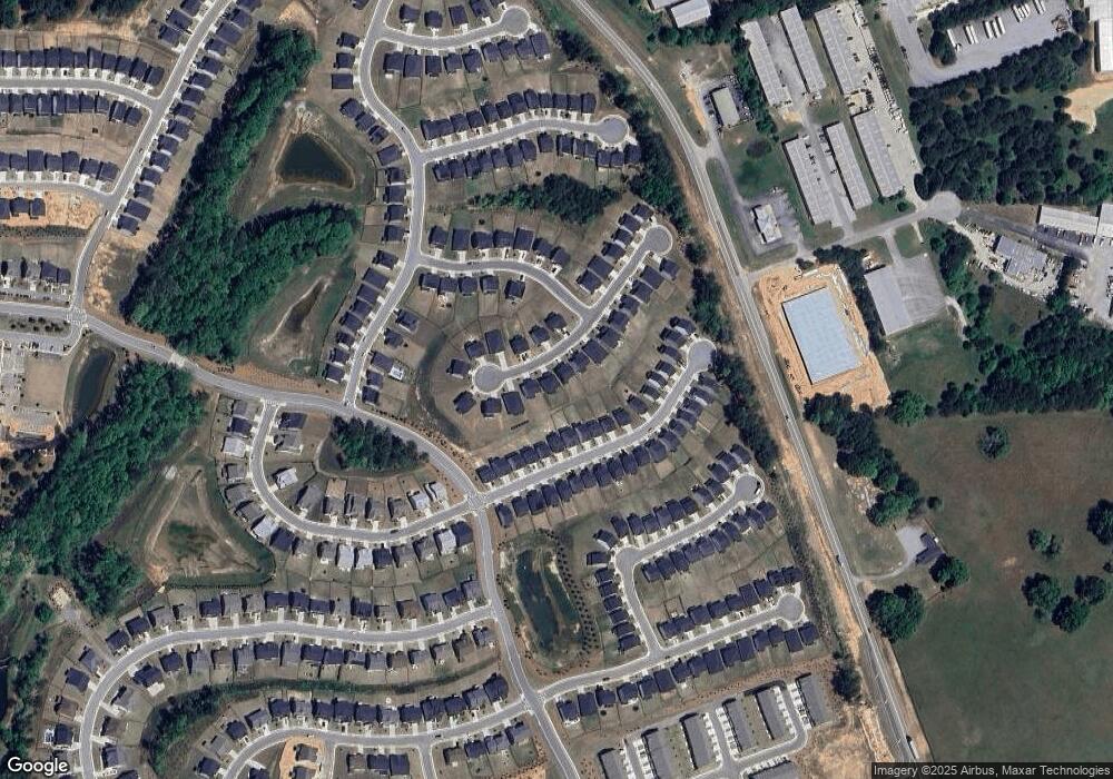 539 Chelan Ct, Hoschton, GA 30548 - photo 1