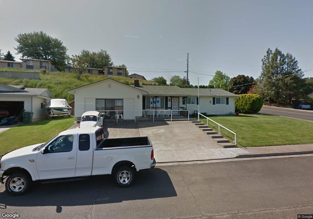 2242 SW Ladow Ave, Pendleton, OR 97801 - photo 1