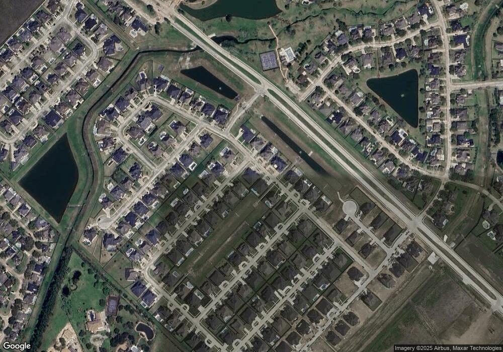 1710 Avery Ln, Friendswood, TX 77546 - photo 1