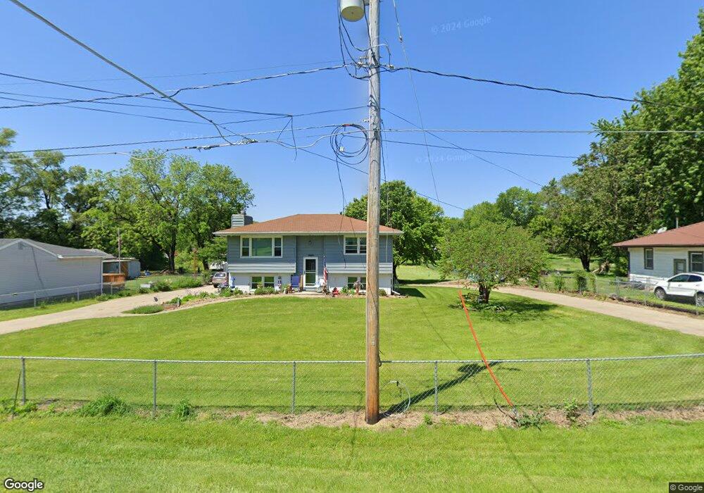 4760 NE 28th Ct, Des Moines, IA 50317 - photo 1