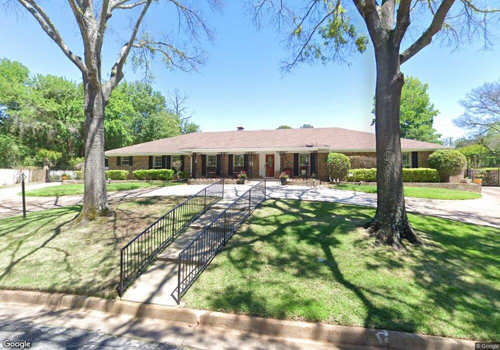 3102 Bracken Dr, Tyler, TX 75701 - photo 1