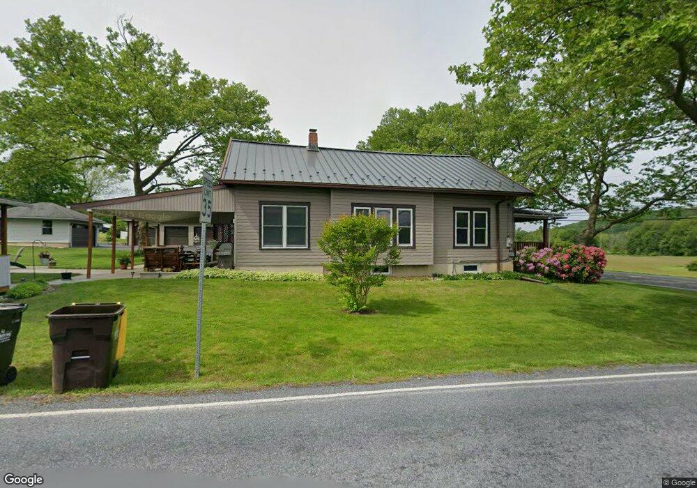 6273 Chestnut St, Zionsville, PA 18092 - photo 1