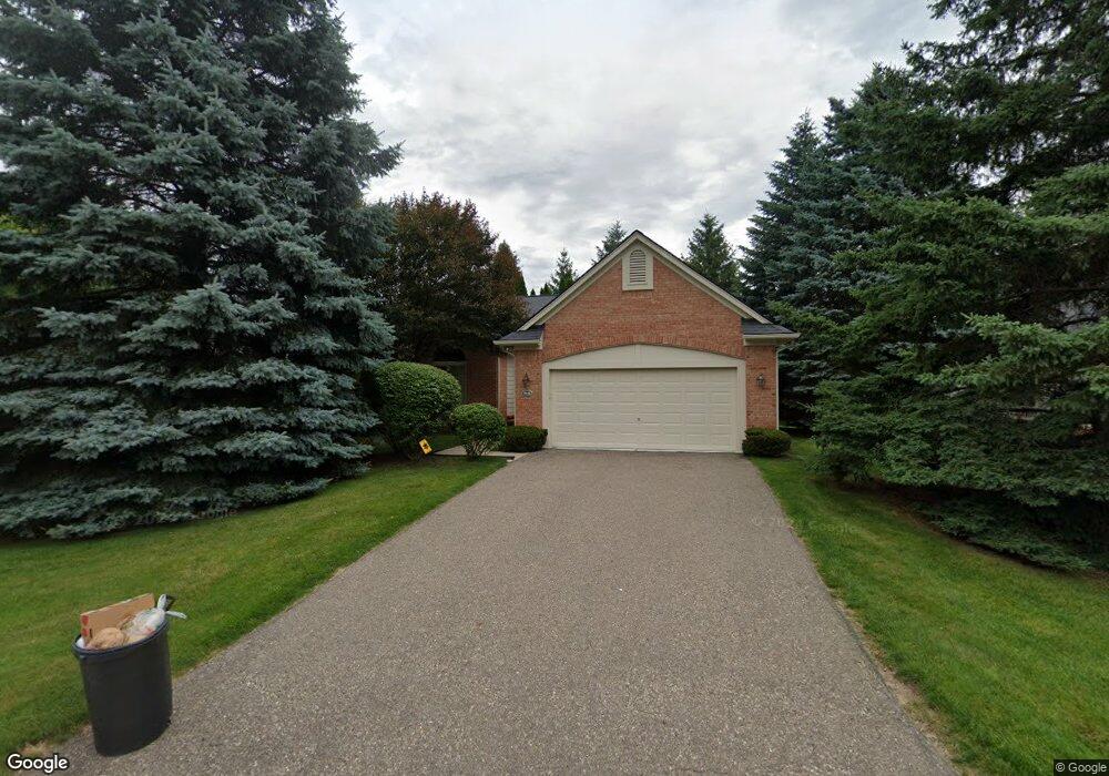 7042 Quail Run unit 49, West Bloomfield, MI 48323 - photo 1