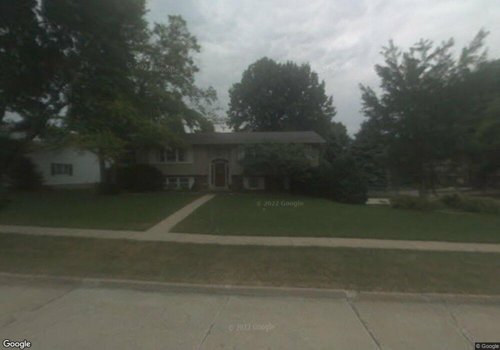 3932 Aspen Dr, West Des Moines, IA 50265 - photo 1