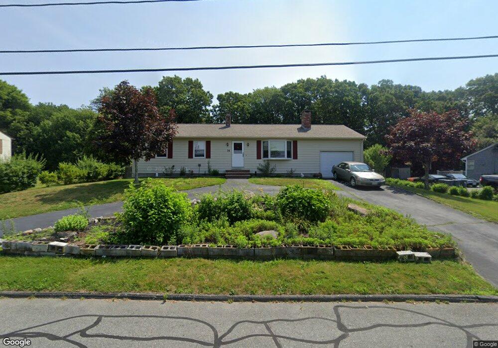 14 Ruby Ct, North Dartmouth, MA 02747 - photo 1