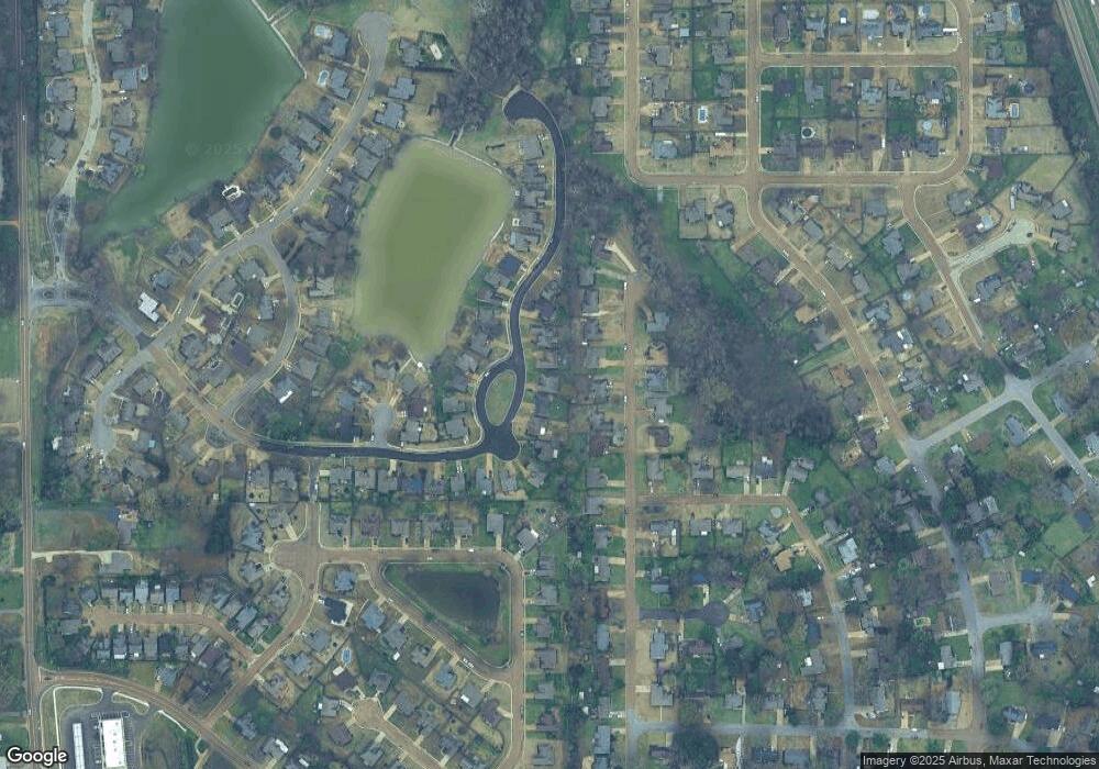 1274 Cross Creek Dr E, Hernando, MS 38632 - photo 1