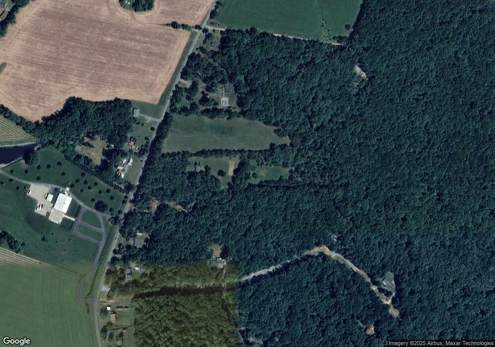 6090 Rolling Rd S, Scottsville, VA 24590 - photo 1