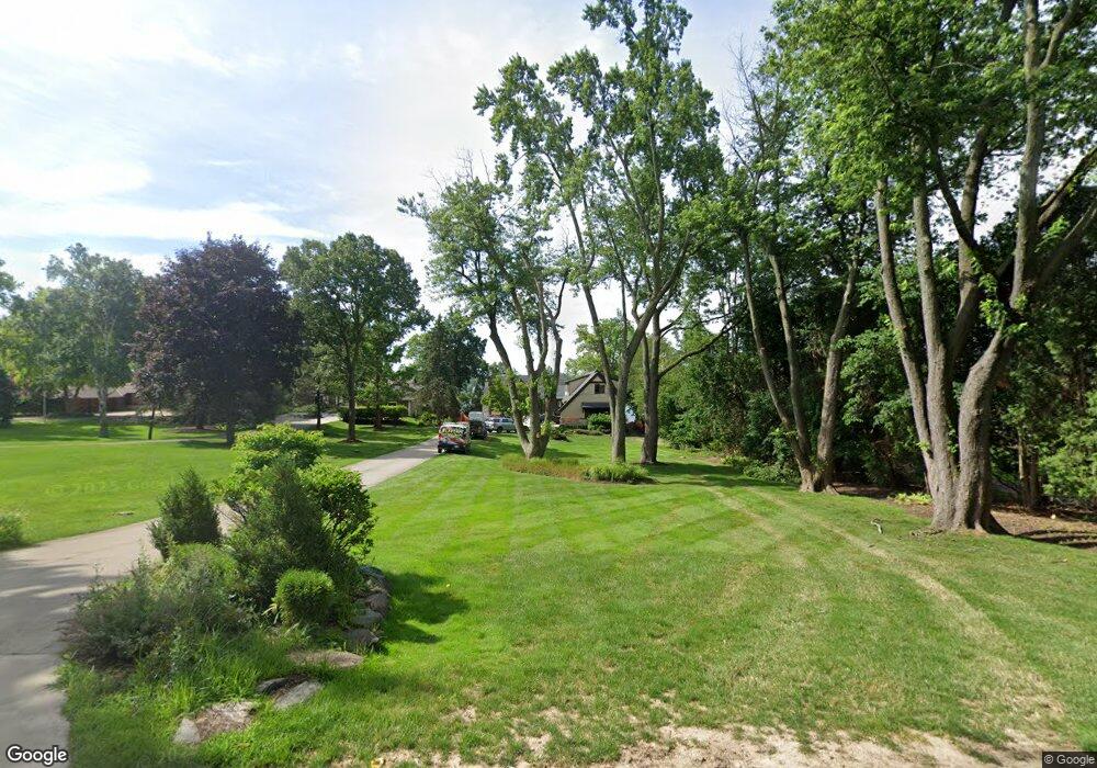 6155 Upper Straits Blvd, West Bloomfield, MI 48324 - photo 1