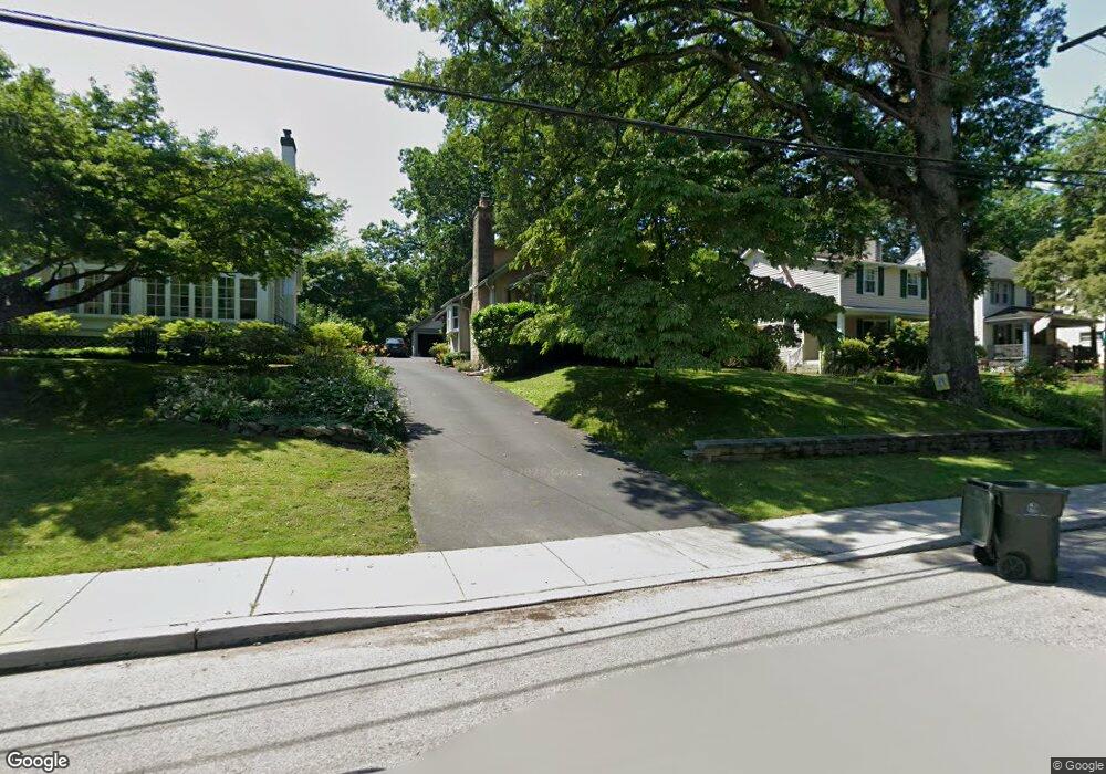 853 Edge Hill Rd, Glenside, PA 19038 - photo 1