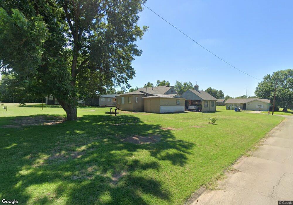 1004 E 4th St, Cushing, OK 74023 - photo 1