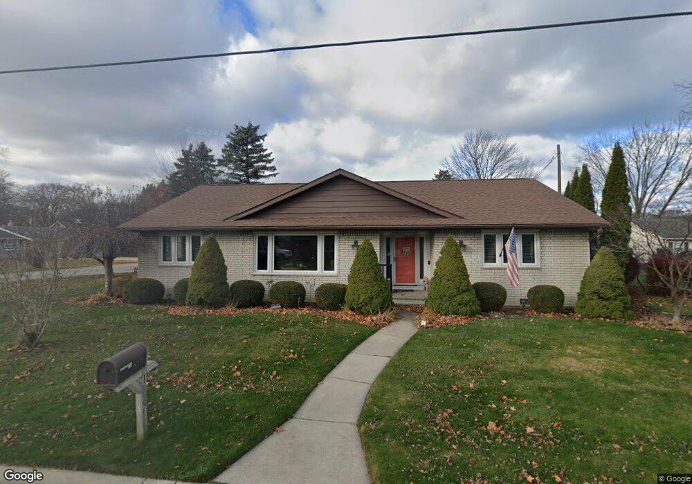 1813 Kennelworth Dr, Port Huron, MI 48060 - photo 1