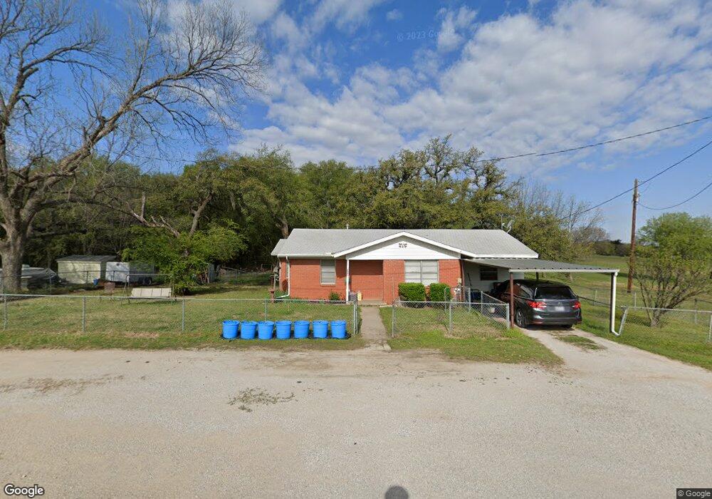 413 Cemetery Rd, Decatur, TX 76234 - photo 1