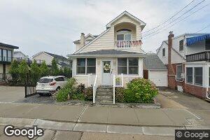 87 Hewlett Ave, Point Lookout, NY 11569