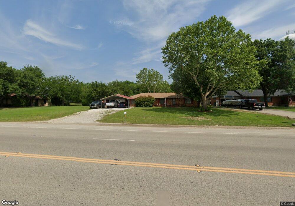 1410 W California St, Gainesville, TX 76240 - photo 1