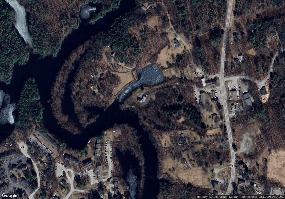 2 1/2 N Main St, Newmarket, NH 03857 - photo 1