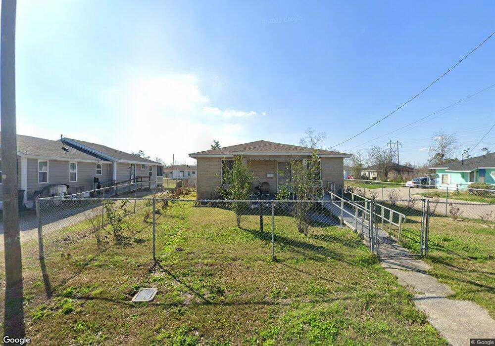 1919 Lincoln St, Lake Charles, LA 70601 - photo 1