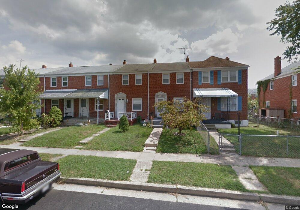 2160 Vailthorn Rd, Middle River, MD 21220 - photo 1