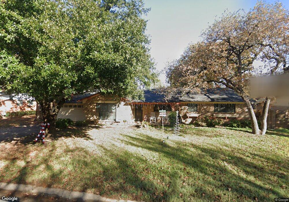 617 Annette Dr, Bedford, TX 76022 - photo 1