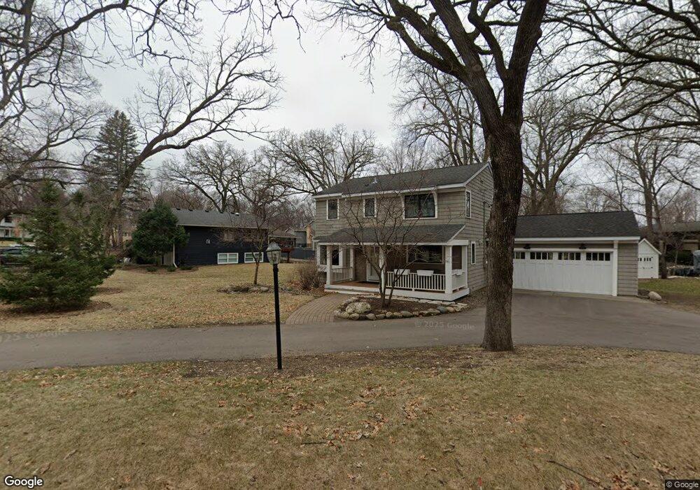 16630 Meadowbrook Ln, Wayzata, MN 55391 - photo 1