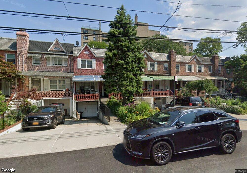 3438 Corlear Ave, Bronx, NY 10463 - photo 1