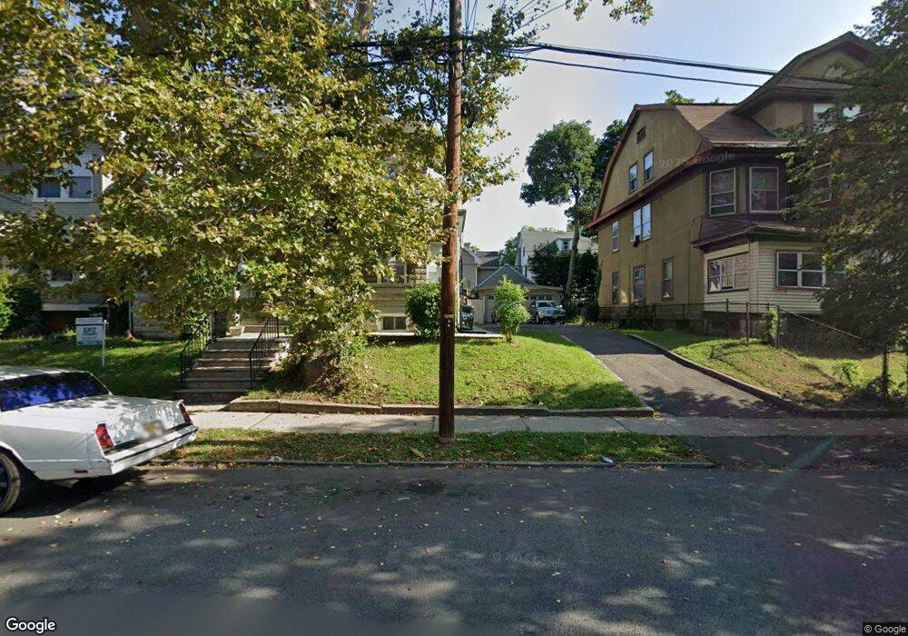 43 Mapes Ave unit 2R, Newark, NJ 07112 - photo 1