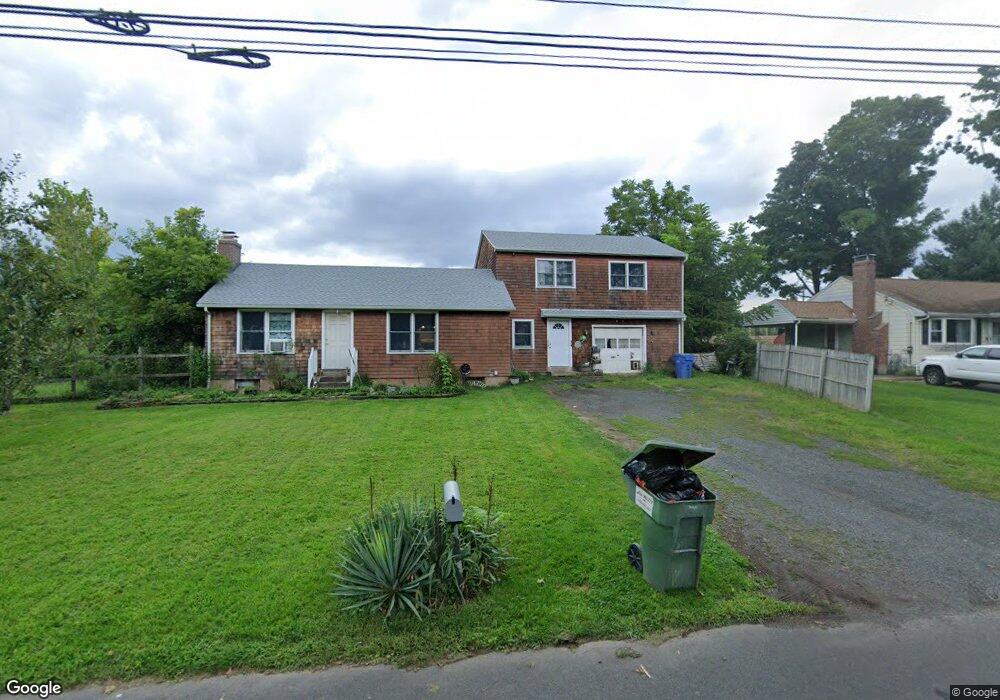 10 Kirby Rd, Cromwell, CT 06416 - photo 1