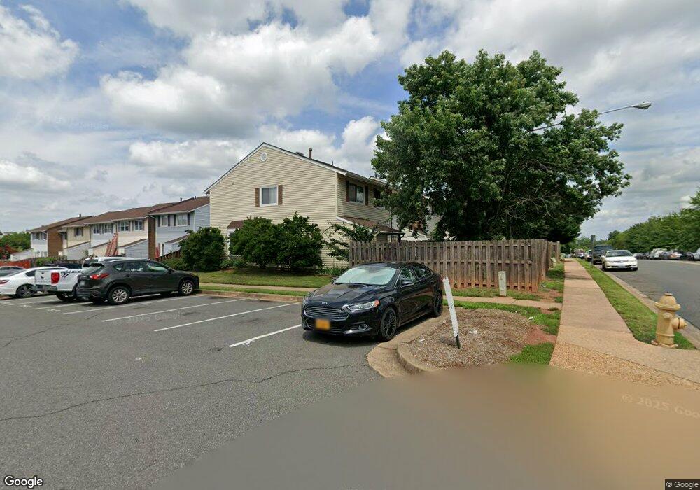 7525 Purdue Ct unit 3, Manassas, VA 20109 - photo 1