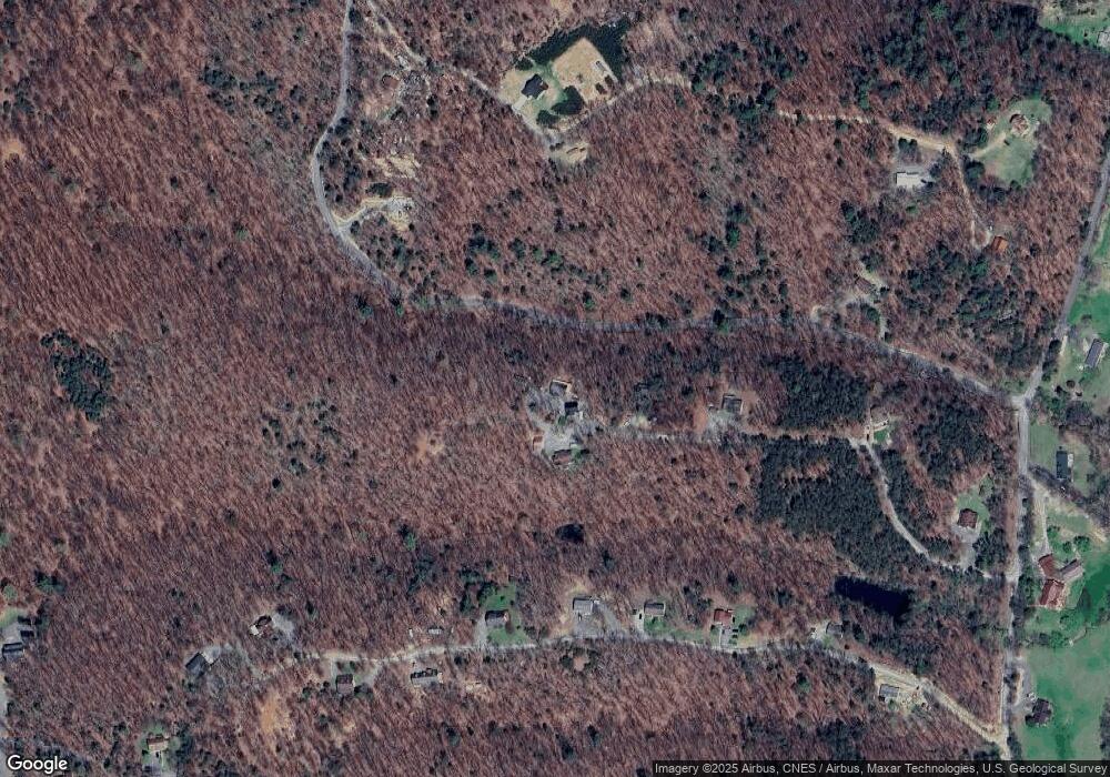 276 Kentucky Ln, Berkeley Springs, WV 25411 - photo 1