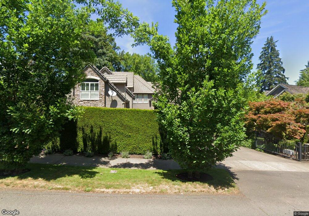 1345 Cherry Ln, Lake Oswego, OR 97034 - photo 1