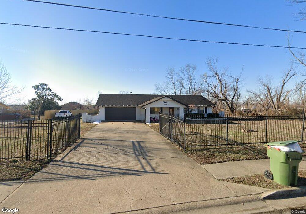 1012 W Lilac St, Rogers, AR 72756 - photo 1