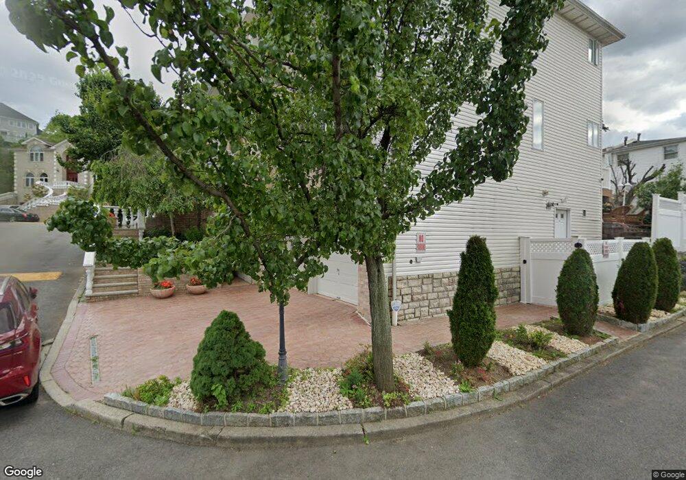 10 Michael Loop, Staten Island, NY 10301 - photo 1