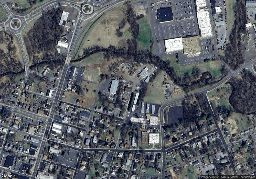 734 N Commerce St, Culpeper, VA 22701 - photo 1