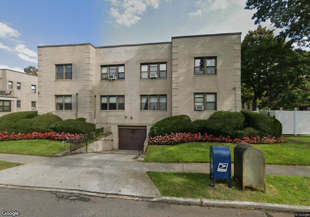 272 Cedarhurst Ave unit A1, Cedarhurst, NY 11516 - photo 1