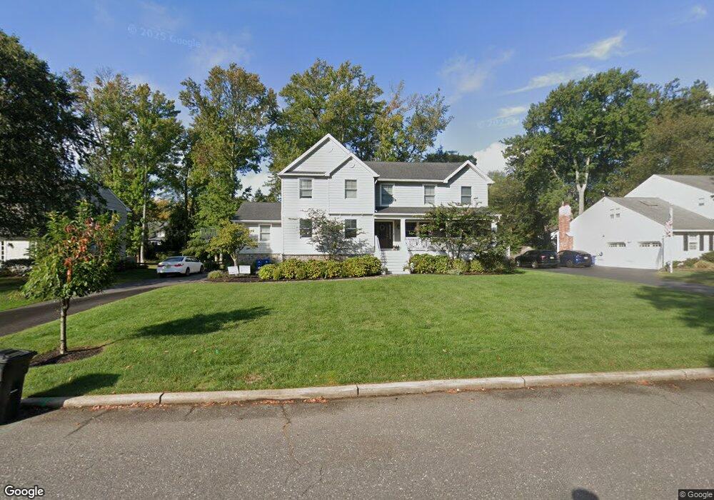 13 Breezy Point Rd, Little Silver, NJ 07739 - photo 1